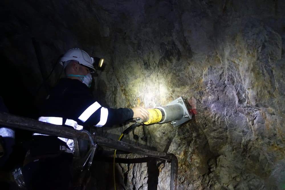 Types of tensile tests Onix Underground